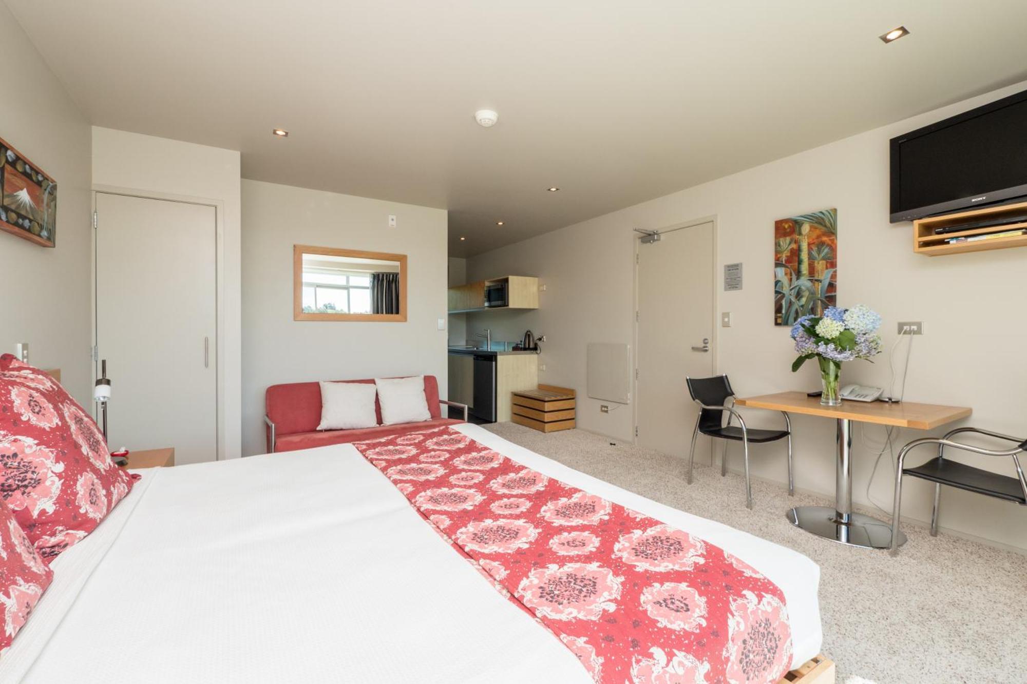 One Burgess Hill Aparthotel Νιου Πλύμουθ Δωμάτιο φωτογραφία