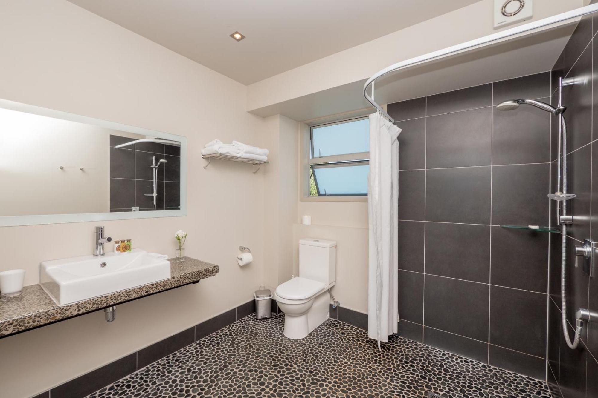 One Burgess Hill Aparthotel Νιου Πλύμουθ Εξωτερικό φωτογραφία